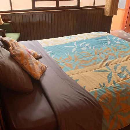 Hostel Santa Canela Cuenca Buitenkant foto